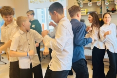 photo_2025-11-21_18-53-18